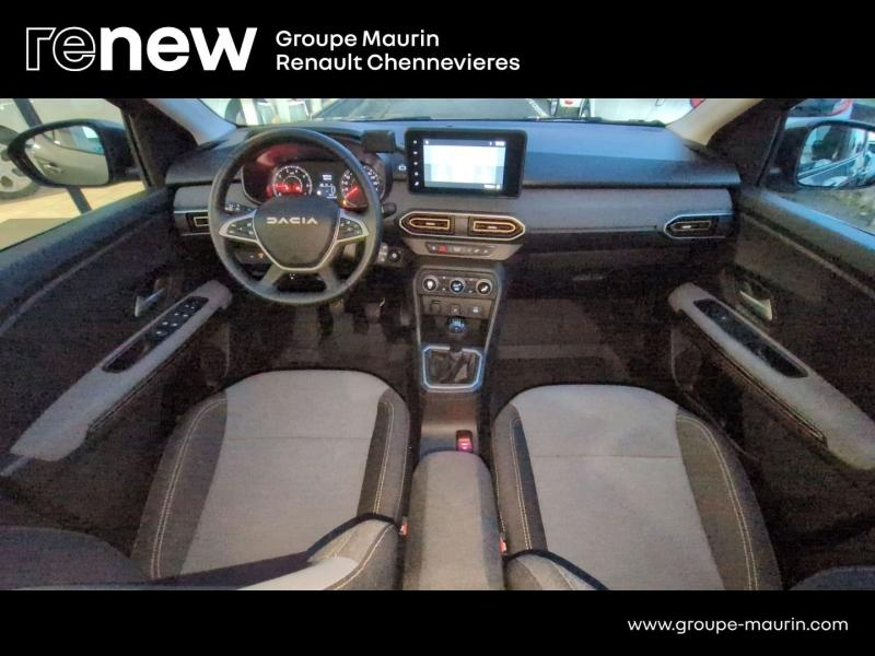 DACIA Sandero d’occasion à vendre à CHENNEVIÈRES-SUR-MARNE chez ADP - SOVEA 94 (Photo 8)