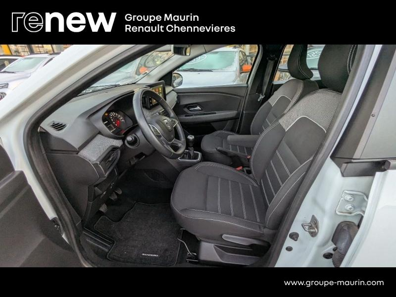 DACIA Sandero d’occasion à vendre à CHENNEVIÈRES-SUR-MARNE chez ADP - SOVEA 94 (Photo 9)