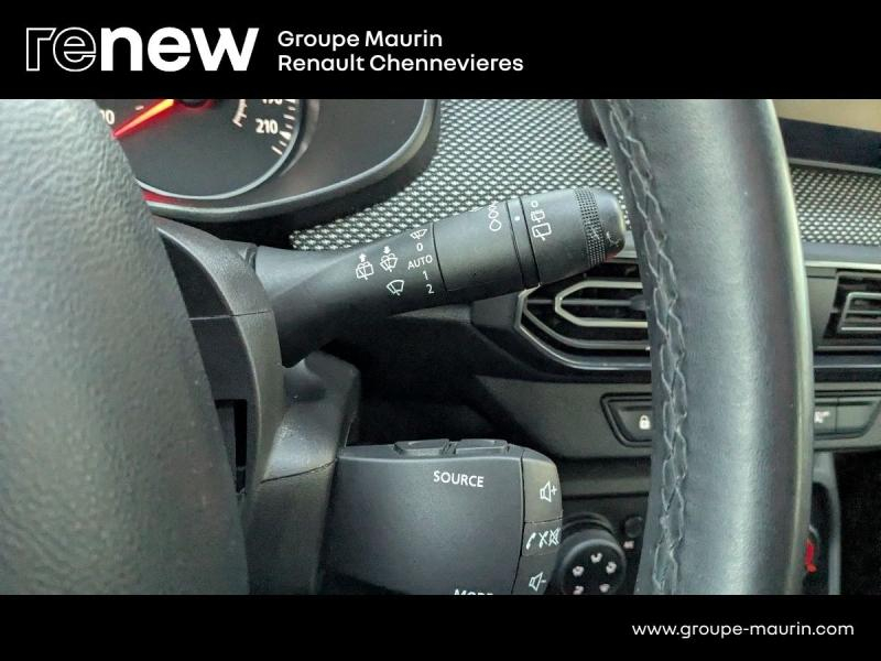 DACIA Sandero d’occasion à vendre à CHENNEVIÈRES-SUR-MARNE chez ADP - SOVEA 94 (Photo 19)