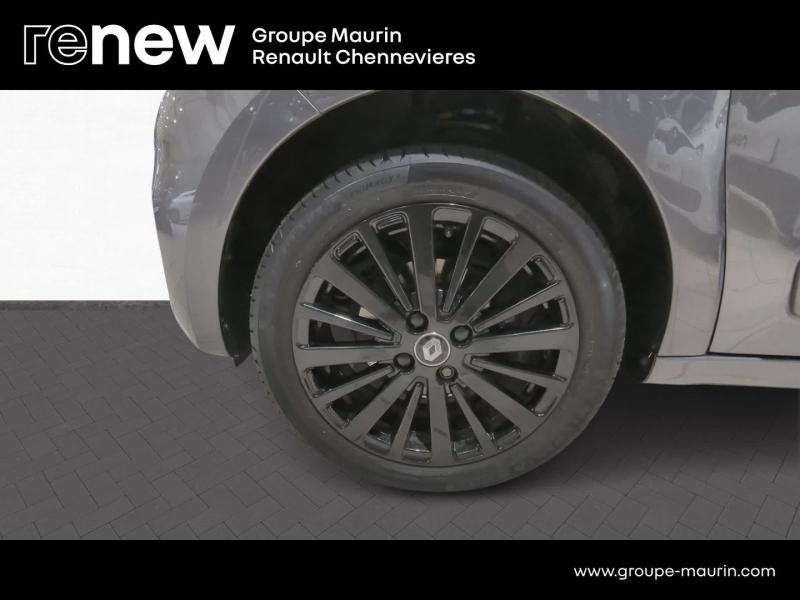 RENAULT Twingo d’occasion à vendre à CHENNEVIÈRES-SUR-MARNE chez ADP - SOVEA 94 (Photo 12)