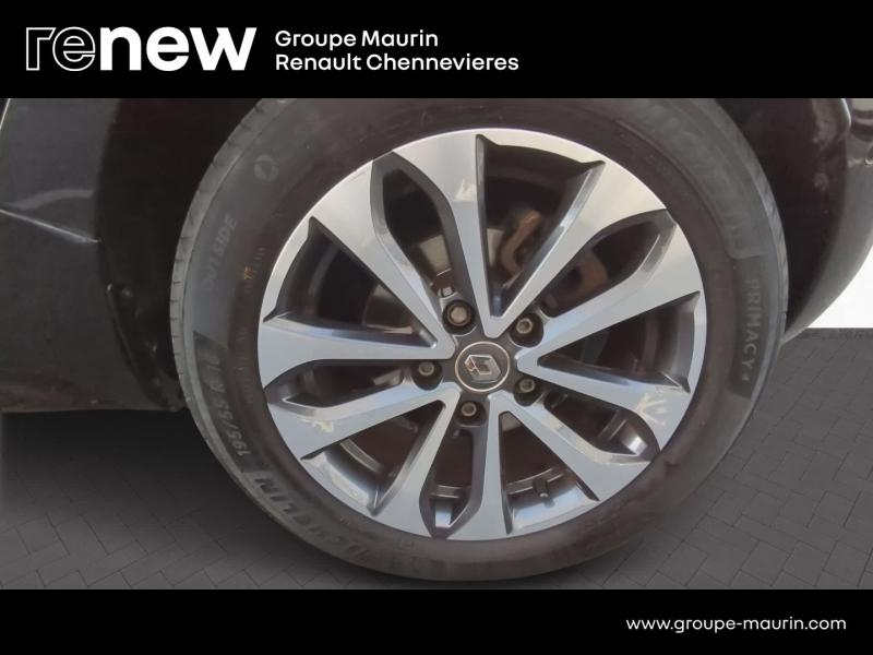 RENAULT Zoe d’occasion à vendre à CHENNEVIÈRES-SUR-MARNE chez ADP - SOVEA 94 (Photo 12)