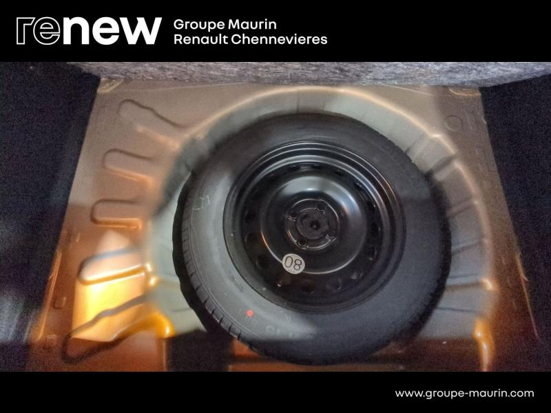 DACIA Sandero d’occasion à vendre à CHENNEVIÈRES-SUR-MARNE chez ADP - SOVEA 94 (Photo 16)