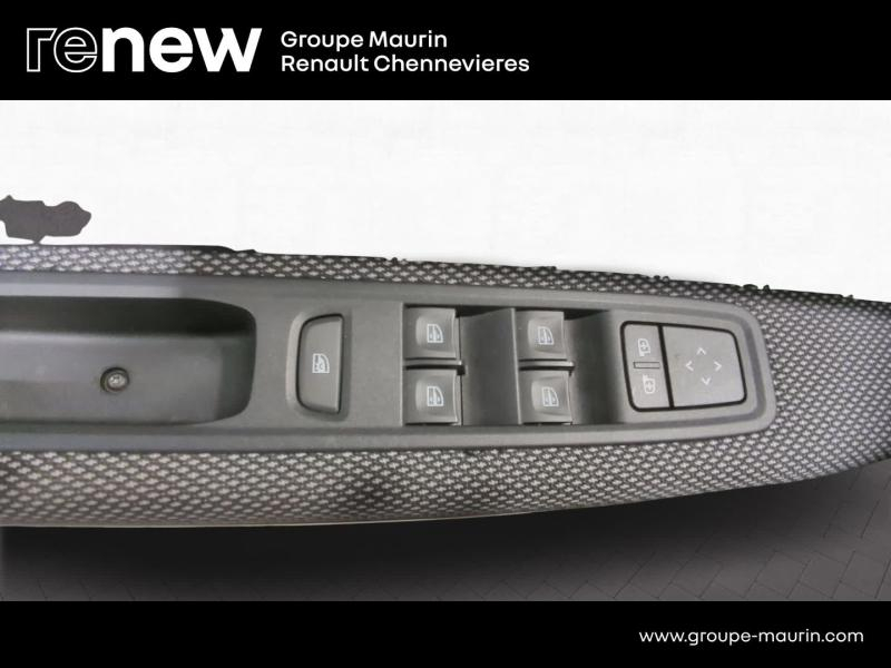 DACIA Sandero d’occasion à vendre à CHENNEVIÈRES-SUR-MARNE chez ADP - SOVEA 94 (Photo 20)