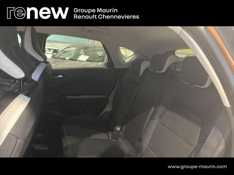 RENAULT Captur d’occasion à vendre à CHENNEVIÈRES-SUR-MARNE chez ADP - SOVEA 94 (Photo 12)