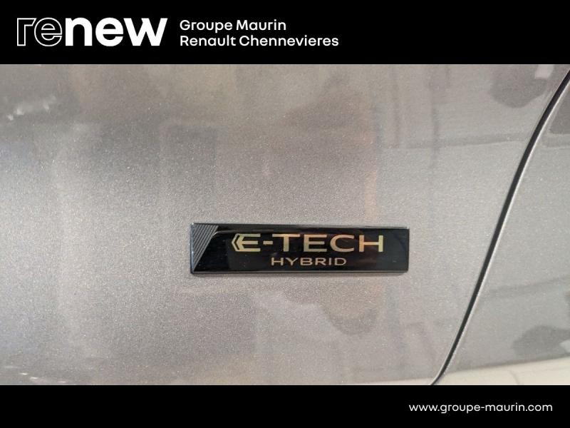 RENAULT Captur d’occasion à vendre à CHENNEVIÈRES-SUR-MARNE chez ADP - SOVEA 94 (Photo 15)