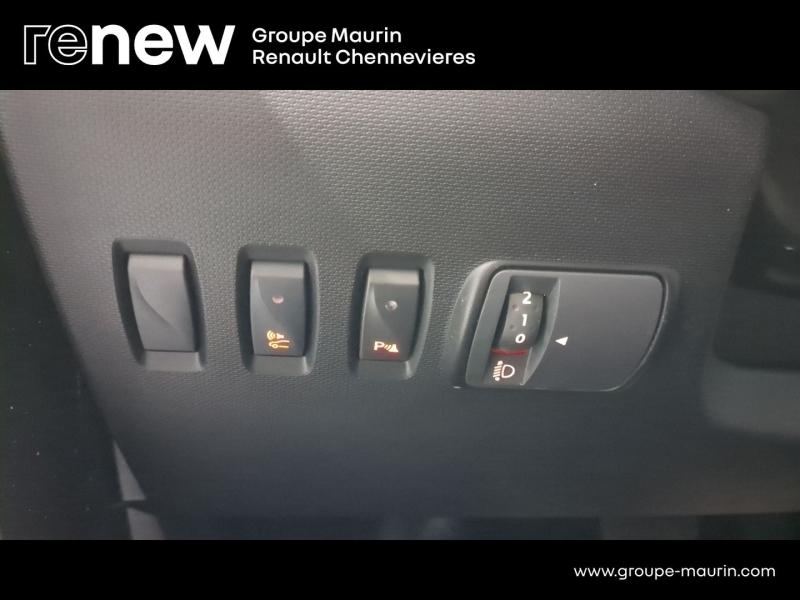 RENAULT Twingo d’occasion à vendre à CHENNEVIÈRES-SUR-MARNE chez ADP - SOVEA 94 (Photo 19)