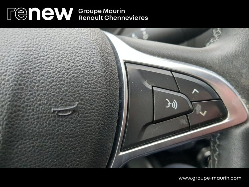 DACIA Duster d’occasion à vendre à CHENNEVIÈRES-SUR-MARNE chez ADP - SOVEA 94 (Photo 15)