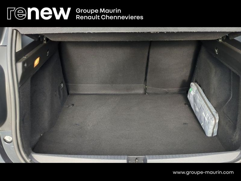 DACIA Duster d’occasion à vendre à CHENNEVIÈRES-SUR-MARNE chez ADP - SOVEA 94 (Photo 15)