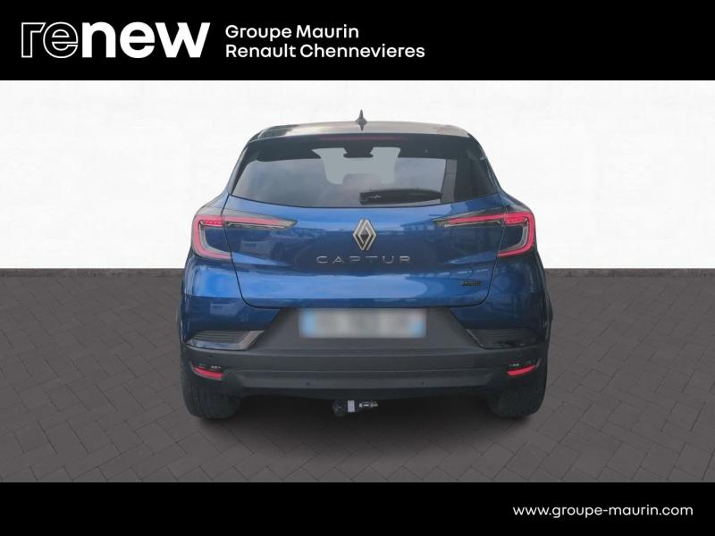 RENAULT Captur d’occasion à vendre à CHENNEVIÈRES-SUR-MARNE chez ADP - SOVEA 94 (Photo 4)