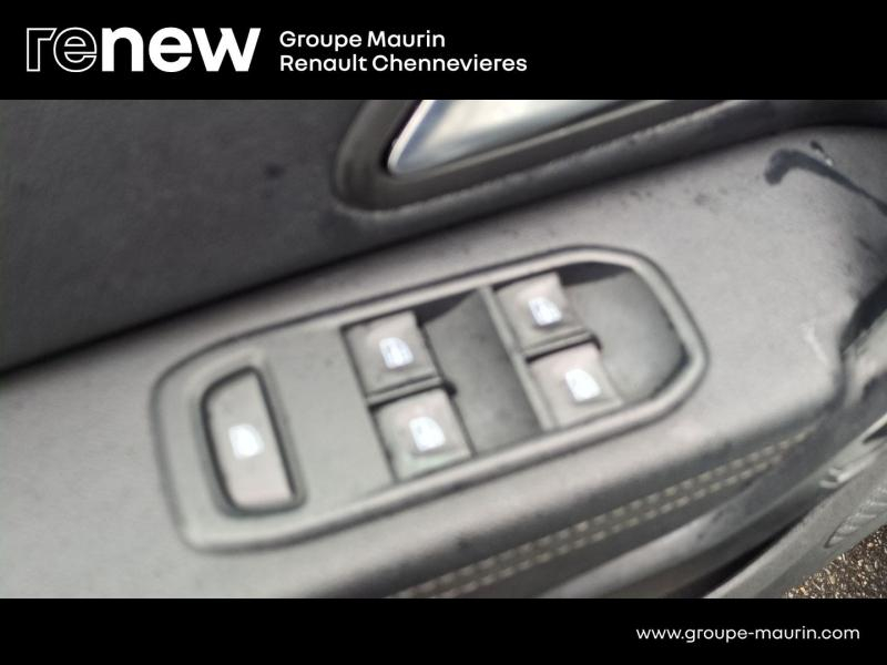 DACIA Duster d’occasion à vendre à CHENNEVIÈRES-SUR-MARNE chez ADP - SOVEA 94 (Photo 14)
