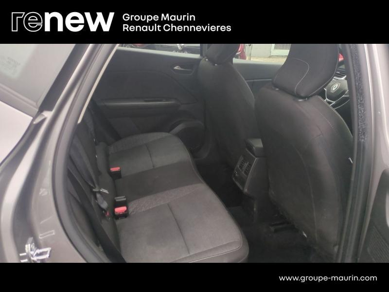 RENAULT Captur d’occasion à vendre à CHENNEVIÈRES-SUR-MARNE chez ADP - SOVEA 94 (Photo 13)