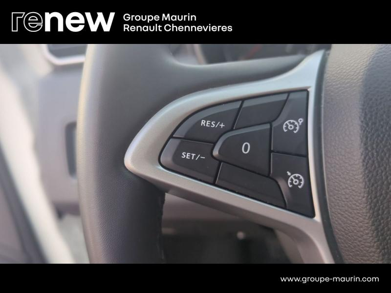 DACIA Duster d’occasion à vendre à CHENNEVIÈRES-SUR-MARNE chez ADP - SOVEA 94 (Photo 16)