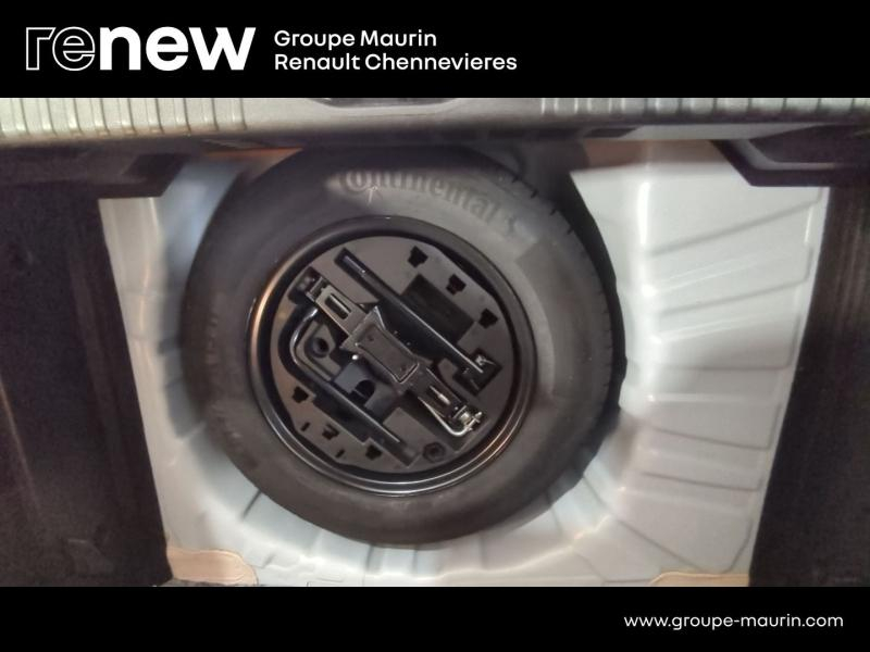 RENAULT Clio d’occasion à vendre à CHENNEVIÈRES-SUR-MARNE chez ADP - SOVEA 94 (Photo 14)