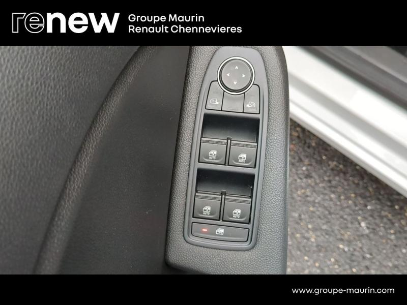 RENAULT Clio d’occasion à vendre à CHENNEVIÈRES-SUR-MARNE chez ADP - SOVEA 94 (Photo 14)