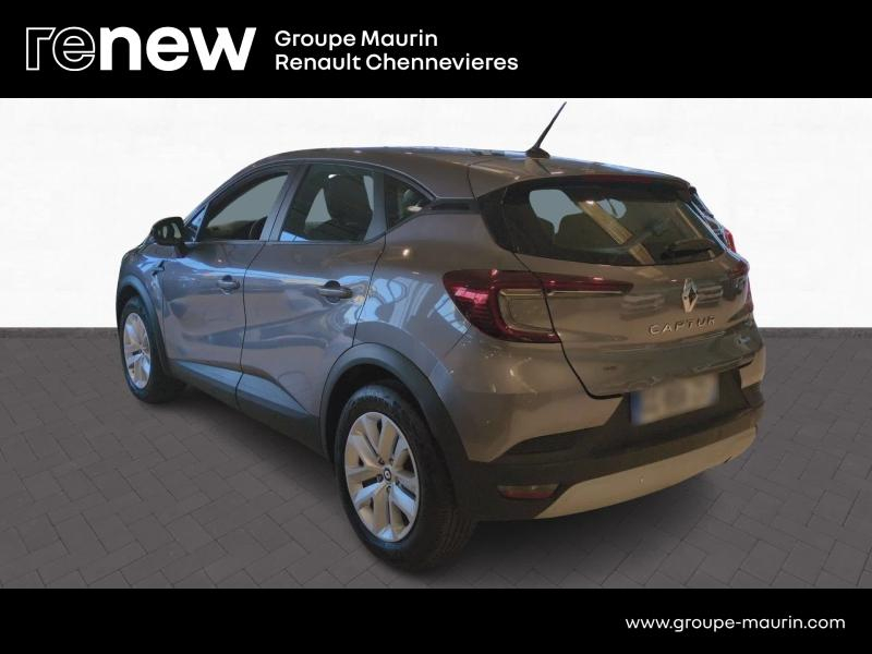 RENAULT Captur d’occasion à vendre à CHENNEVIÈRES-SUR-MARNE chez ADP - SOVEA 94 (Photo 6)