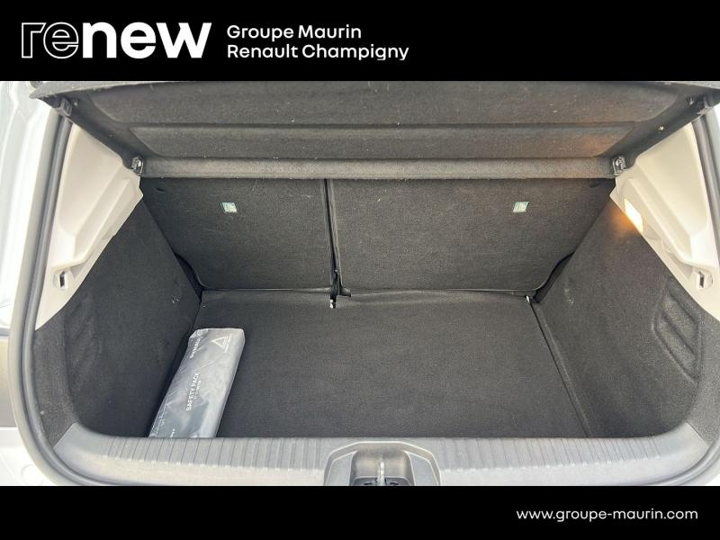 RENAULT Clio d’occasion à vendre à CHENNEVIÈRES-SUR-MARNE chez ADP - SOVEA 94 (Photo 11)