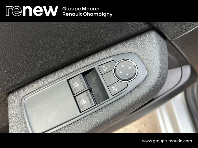 RENAULT Clio d’occasion à vendre à CHENNEVIÈRES-SUR-MARNE chez ADP - SOVEA 94 (Photo 17)