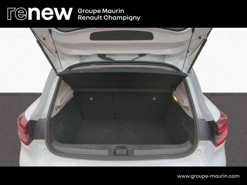 RENAULT Clio d’occasion à vendre à CHENNEVIÈRES-SUR-MARNE chez ADP - SOVEA 94 (Photo 9)