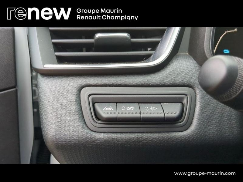 RENAULT Clio d’occasion à vendre à CHENNEVIÈRES-SUR-MARNE chez ADP - SOVEA 94 (Photo 18)