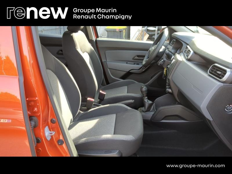 DACIA Duster d’occasion à vendre à CHENNEVIÈRES-SUR-MARNE chez ADP - SOVEA 94 (Photo 14)