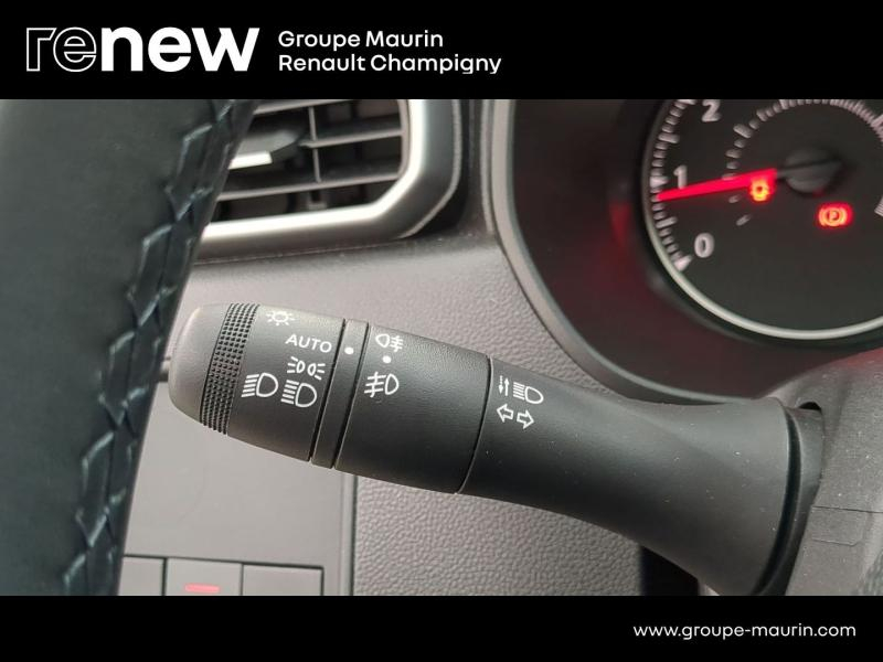 DACIA Duster d’occasion à vendre à CHENNEVIÈRES-SUR-MARNE chez ADP - SOVEA 94 (Photo 20)