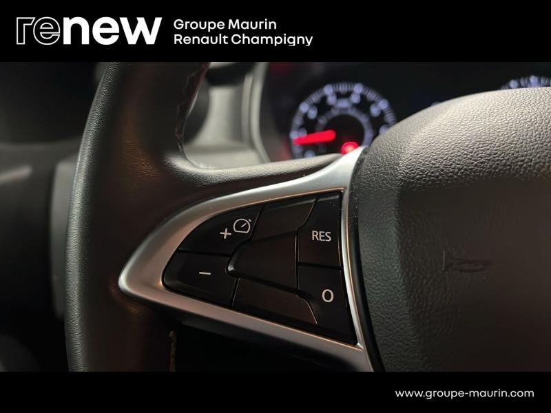 DACIA Duster d’occasion à vendre à CHENNEVIÈRES-SUR-MARNE chez ADP - SOVEA 94 (Photo 19)