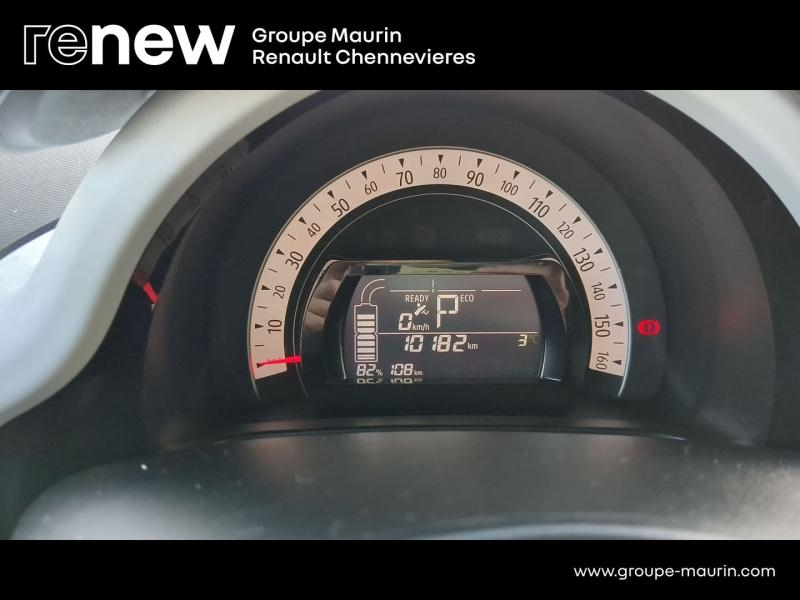 RENAULT Twingo d’occasion à vendre à CHENNEVIÈRES-SUR-MARNE chez ADP - SOVEA 94 (Photo 20)