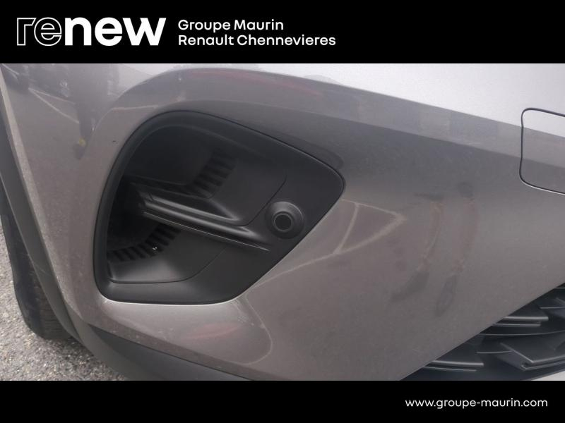 RENAULT Captur d’occasion à vendre à CHENNEVIÈRES-SUR-MARNE chez ADP - SOVEA 94 (Photo 18)