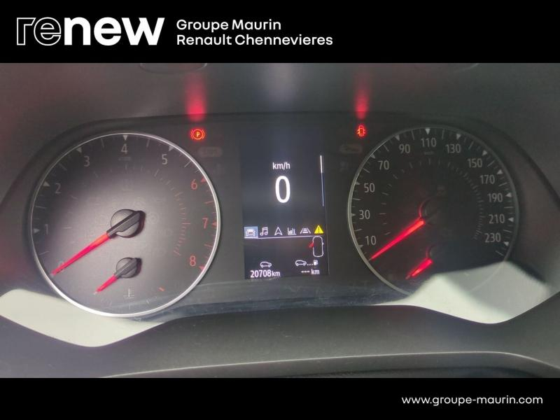 RENAULT Captur d’occasion à vendre à CHENNEVIÈRES-SUR-MARNE chez ADP - SOVEA 94 (Photo 20)