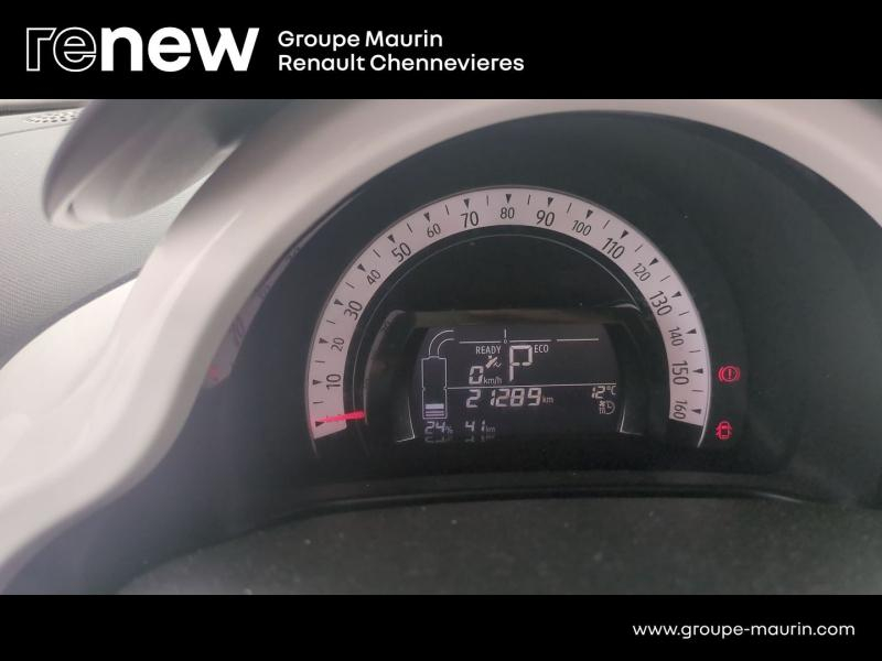 RENAULT Twingo d’occasion à vendre à CHENNEVIÈRES-SUR-MARNE chez ADP - SOVEA 94 (Photo 10)