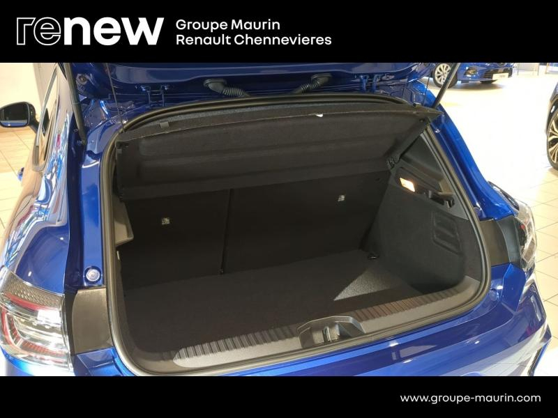 RENAULT Clio d’occasion à vendre à CHENNEVIÈRES-SUR-MARNE chez ADP - SOVEA 94 (Photo 14)