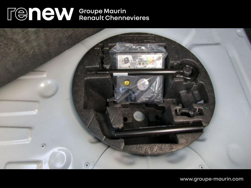 RENAULT Zoe d’occasion à vendre à CHENNEVIÈRES-SUR-MARNE chez ADP - SOVEA 94 (Photo 13)