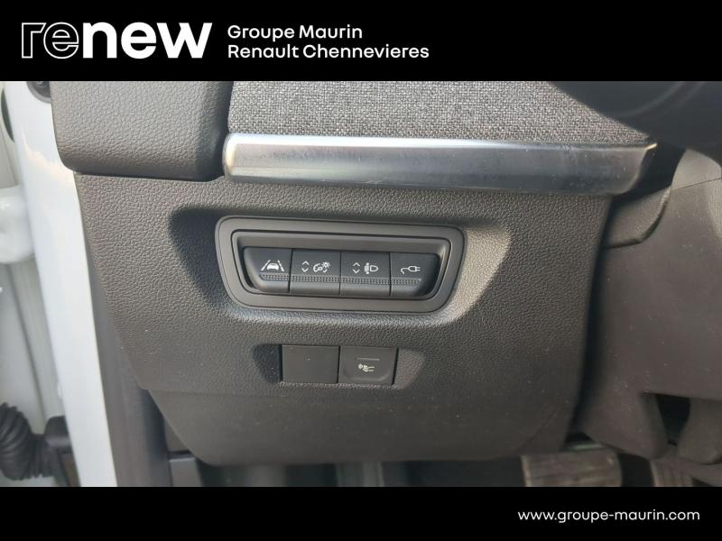 RENAULT Zoe d’occasion à vendre à CHENNEVIÈRES-SUR-MARNE chez ADP - SOVEA 94 (Photo 20)