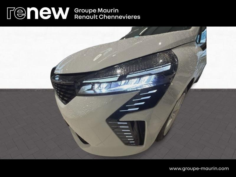 RENAULT Clio d’occasion à vendre à CHENNEVIÈRES-SUR-MARNE chez ADP - SOVEA 94 (Photo 12)