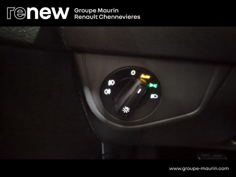 VOLKSWAGEN Taigo d’occasion à vendre à CHENNEVIÈRES-SUR-MARNE chez ADP - SOVEA 94 (Photo 20)