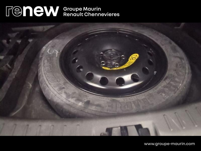 FORD Kuga d’occasion à vendre à CHENNEVIÈRES-SUR-MARNE chez ADP - SOVEA 94 (Photo 13)