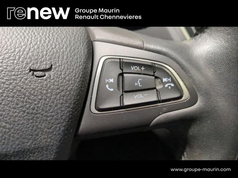 FORD Kuga d’occasion à vendre à CHENNEVIÈRES-SUR-MARNE chez ADP - SOVEA 94 (Photo 16)