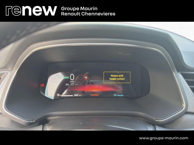 RENAULT Captur d’occasion à vendre à CHENNEVIÈRES-SUR-MARNE chez ADP - SOVEA 94 (Photo 16)