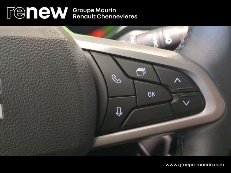 DACIA Duster d’occasion à vendre à CHENNEVIÈRES-SUR-MARNE chez ADP - SOVEA 94 (Photo 15)