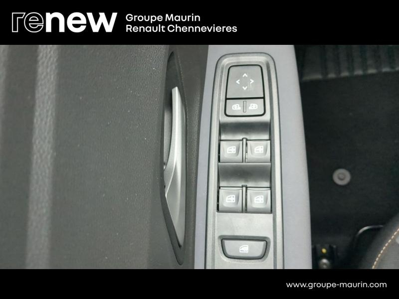 DACIA Sandero d’occasion à vendre à CHENNEVIÈRES-SUR-MARNE chez ADP - SOVEA 94 (Photo 19)