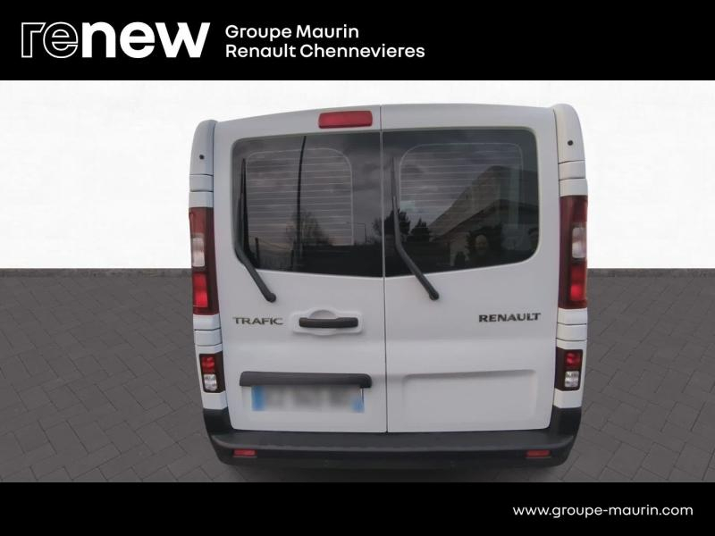 RENAULT Trafic Combi d’occasion à vendre à CHENNEVIÈRES-SUR-MARNE chez ADP - SOVEA 94 (Photo 6)