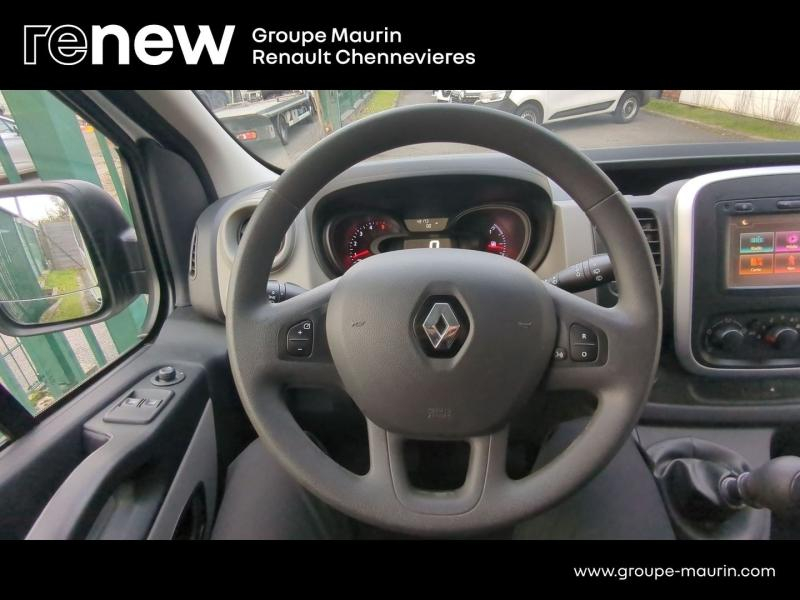 RENAULT Trafic Combi d’occasion à vendre à CHENNEVIÈRES-SUR-MARNE chez ADP - SOVEA 94 (Photo 13)
