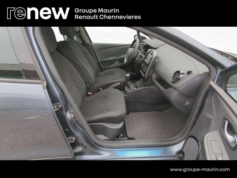 RENAULT Clio d’occasion à vendre à CHENNEVIÈRES-SUR-MARNE chez ADP - SOVEA 94 (Photo 17)