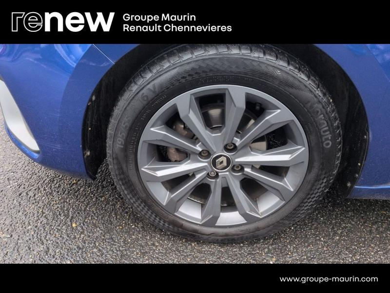 RENAULT Clio d’occasion à vendre à CHENNEVIÈRES-SUR-MARNE chez ADP - SOVEA 94 (Photo 9)