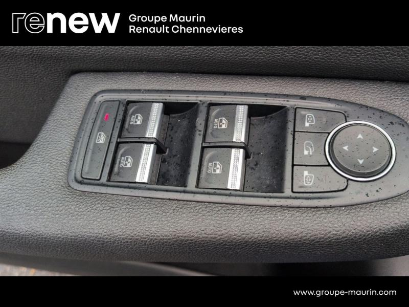 RENAULT Clio d’occasion à vendre à CHENNEVIÈRES-SUR-MARNE chez ADP - SOVEA 94 (Photo 17)