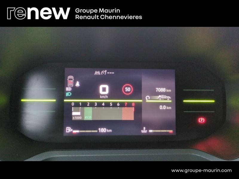 DACIA Duster d’occasion à vendre à CHENNEVIÈRES-SUR-MARNE chez ADP - SOVEA 94 (Photo 9)