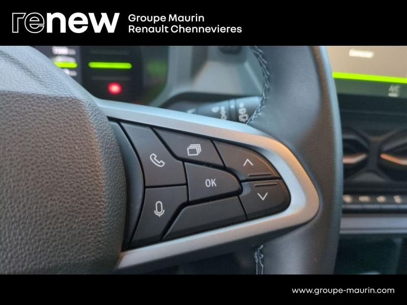 DACIA Duster d’occasion à vendre à CHENNEVIÈRES-SUR-MARNE chez ADP - SOVEA 94 (Photo 18)