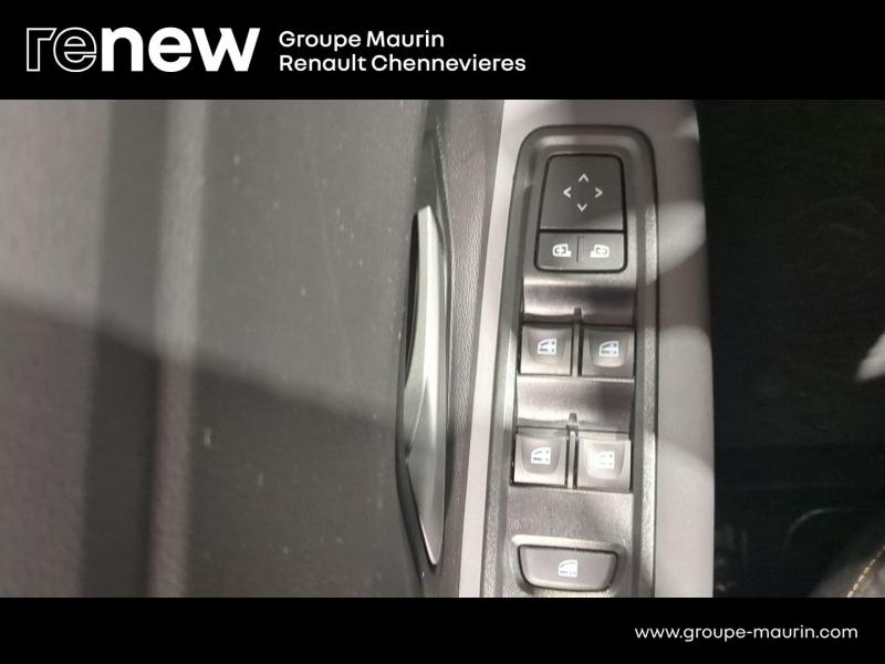 DACIA Sandero d’occasion à vendre à CHENNEVIÈRES-SUR-MARNE chez ADP - SOVEA 94 (Photo 18)