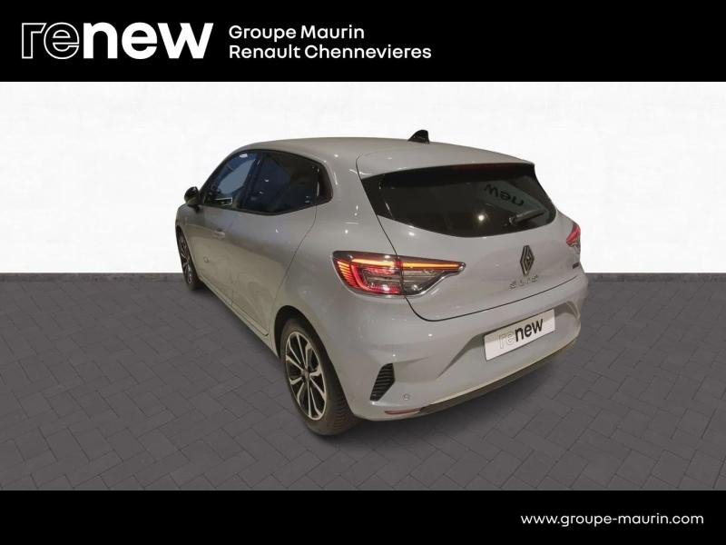 RENAULT Clio d’occasion à vendre à CHENNEVIÈRES-SUR-MARNE chez ADP - SOVEA 94 (Photo 5)