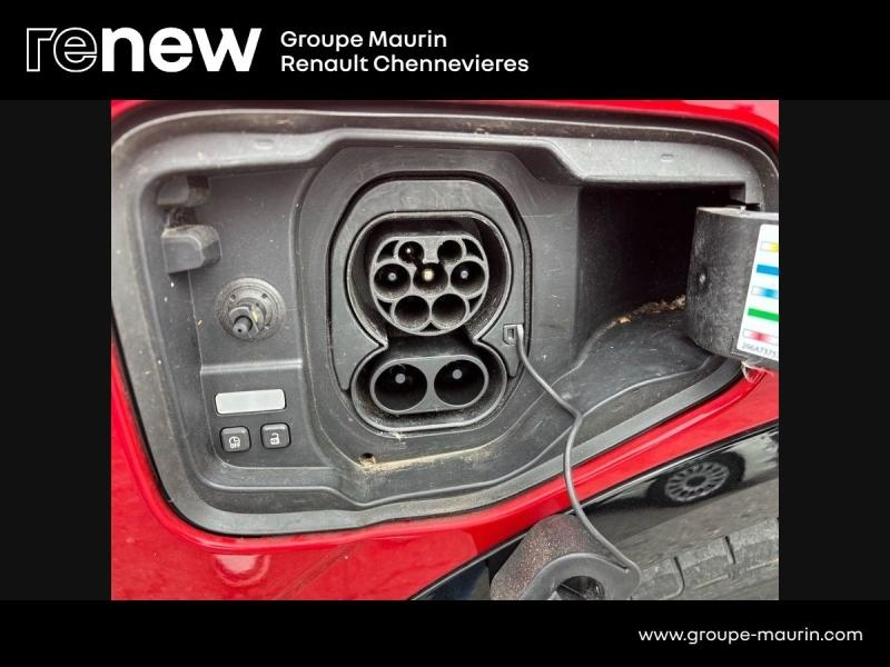 RENAULT Megane d’occasion à vendre à CHENNEVIÈRES-SUR-MARNE chez ADP - SOVEA 94 (Photo 13)